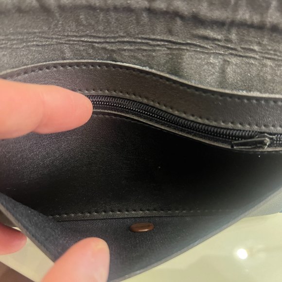 Designer Wallet and Key Holder! - Picture 8 of 10